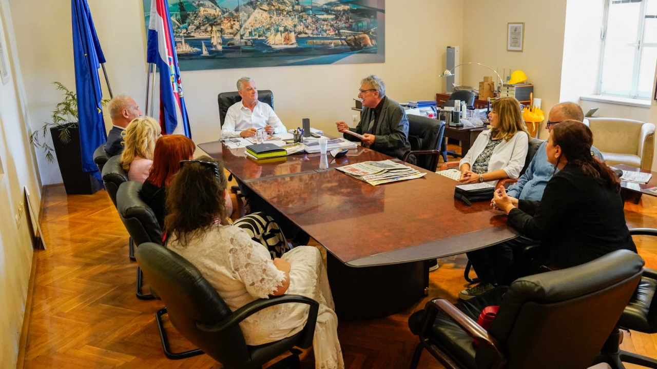 Šibenski gradonačelnik primio sudionike 6. Dana makedonske kulture