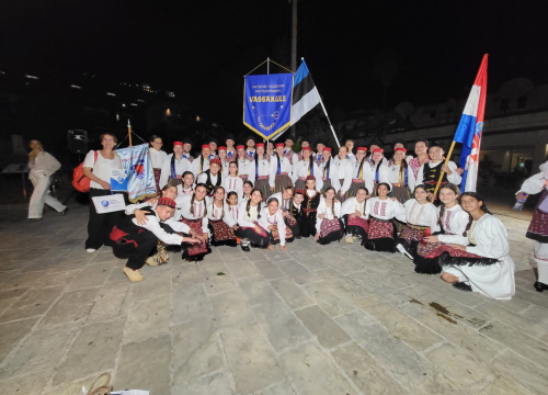 Fotografija 10 - Prominski Tići oduševili na Međunarodnom festivalu u Budvi