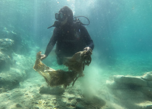 Fotografija 4 - Ronilački klub 'Murter-Kornati' u akciji čišćenja podmorja oko 13 otočića u općini