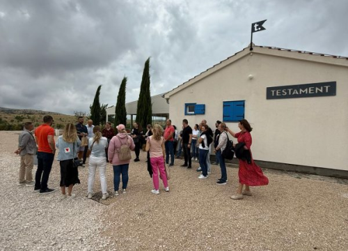 Fotografija 4 - Rumunjski gosti upoznali najbolje primjere ruralnog razvoja u Šibensko-kninskoj županiji