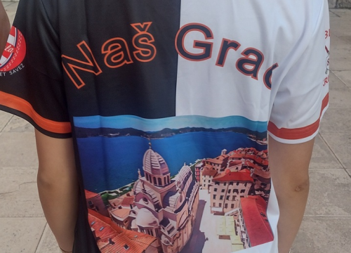 Fotografija 5 - Adrian Vidajic, kapetan Šibenika u džentlemenskoj igri: 'Najdraže kod kriketa drugarstvo i trash talk'