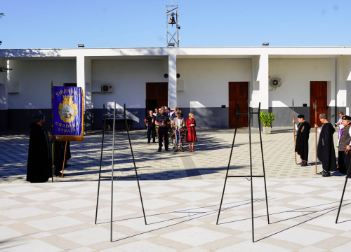 Fotografija 17 - Povodom Dana Grada i blagdana sv. Mihovila na Kvanju položeni vijenci