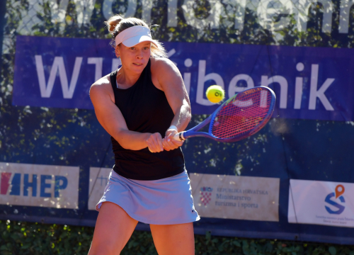 Fotografija 9 - FOTO Ana Konjuh u nedjeljnom finalu Šibenika, u parovima titula češko-slovačkoj kombinaciji