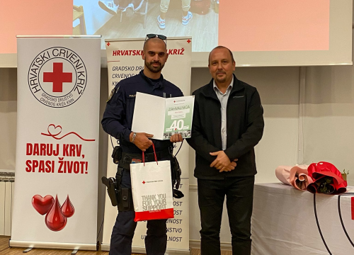 Fotografija 21 - Crveni križ Knin obilježio Dan darivatelja krvi: 'Prikupili 670 doza krvi samo u ovoj godini'