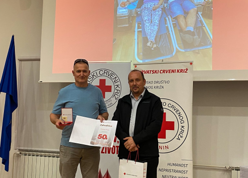 Fotografija 17 - Crveni križ Knin obilježio Dan darivatelja krvi: 'Prikupili 670 doza krvi samo u ovoj godini'
