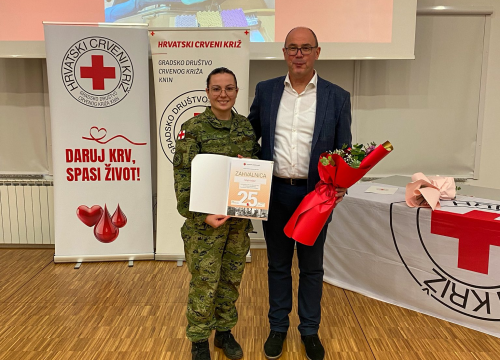 Fotografija 20 - Crveni križ Knin obilježio Dan darivatelja krvi: 'Prikupili 670 doza krvi samo u ovoj godini'