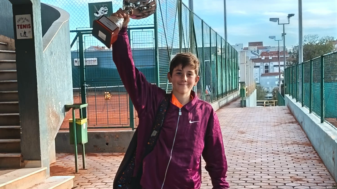 Bepo Štimac iz Teniskog kluba Šubićevac osvojio Masters Dalmacije do 12 godina