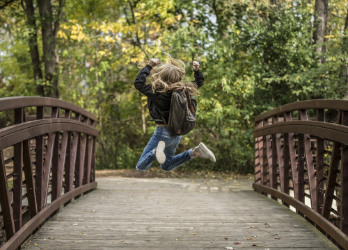 Tri horoskopska znaka koja će, sudeći po zvijezdama, u studenom 'procvjetati'