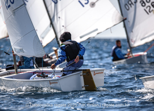 Šibenčani Ivano i Matej Gović u zlatnoj skupini Halloween Regatte u Piranu