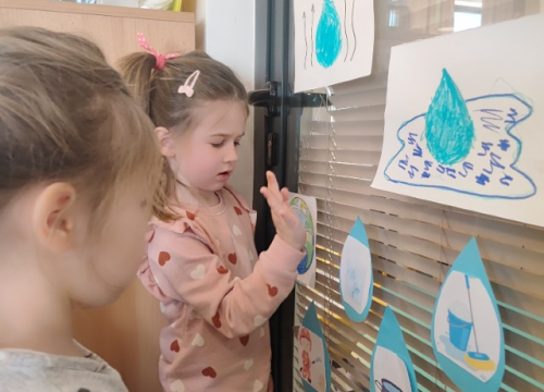 Fotografija 6 - Igrom i edukacijom malih ekologa u vodičkom vrtiću obilježen Svjetski dan voda