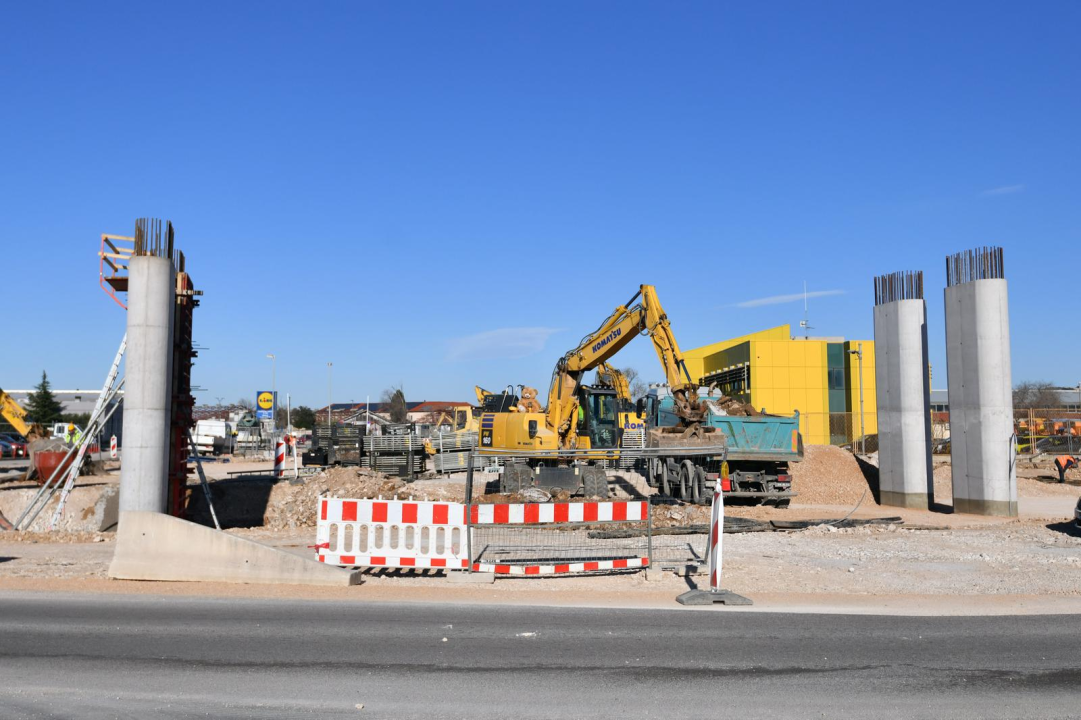 Napreduju radovi na izgradnji nadvožnjaka na čvoru Mandalina