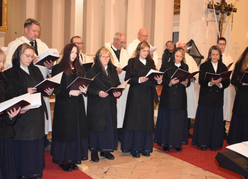 Fotografija 31 - U Primoštenu izveden oratorij 'Za križen'