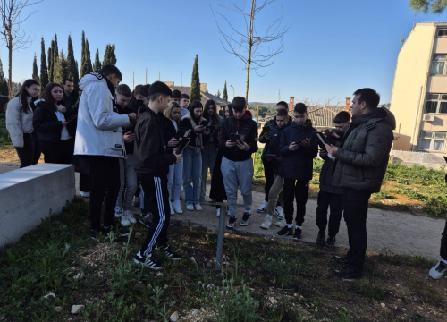 Fotografija 2 - Kninski osnovnoškolci uronili u svijet novih tehnologija