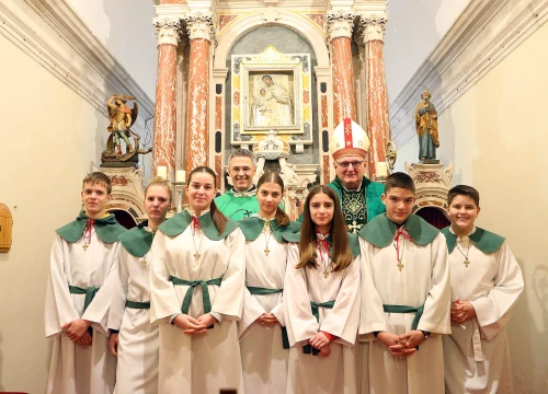 Biskup Rogić u sklopu pastirskog pohoda posjetio župe Jadrtovac i Vrpolje