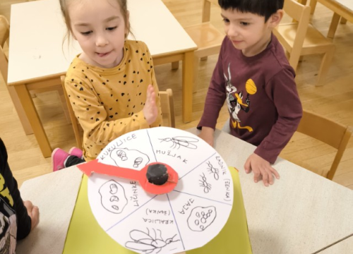 Fotografija 12 - Igrom i edukacijom malih ekologa u vodičkom vrtiću obilježen Svjetski dan voda