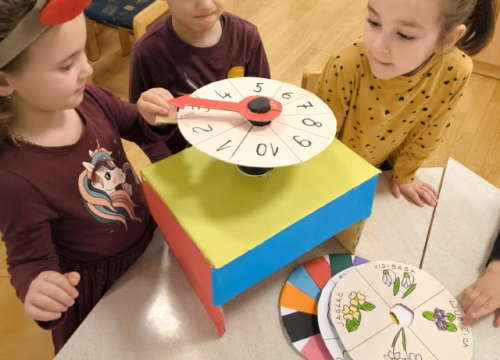 Fotografija 13 - Igrom i edukacijom malih ekologa u vodičkom vrtiću obilježen Svjetski dan voda