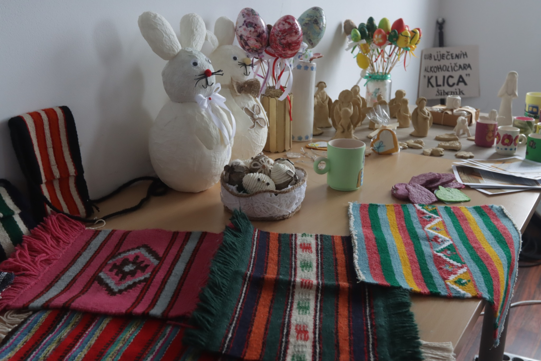 'Kamenčići' izložbama pokazali svoju kreativnost i talent