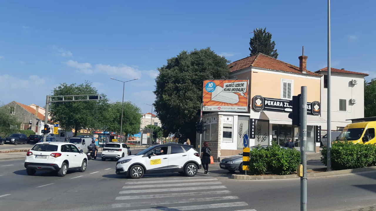 Semafori na Baldekinu 'štrajkaju': Ujutro ne rade, popodne popravljeni, sutradan opet ispočetka