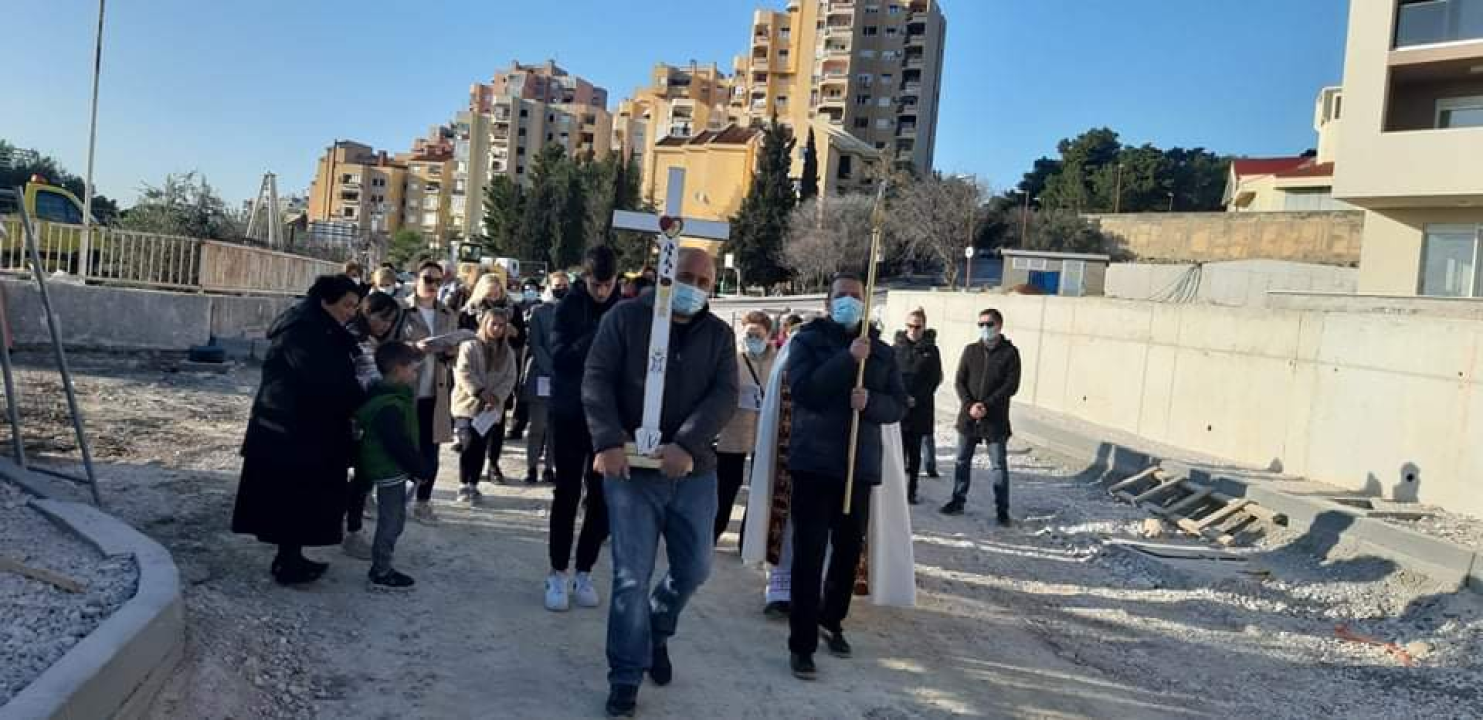 Na Vidicima održan Križni put od crkve sv. Petra do crkve sv. Mare