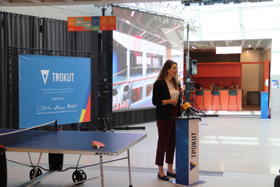 Digitalni nomadi, open space, coworking, deep dive, javascript, blockchain, meet up i Burićev posjet 