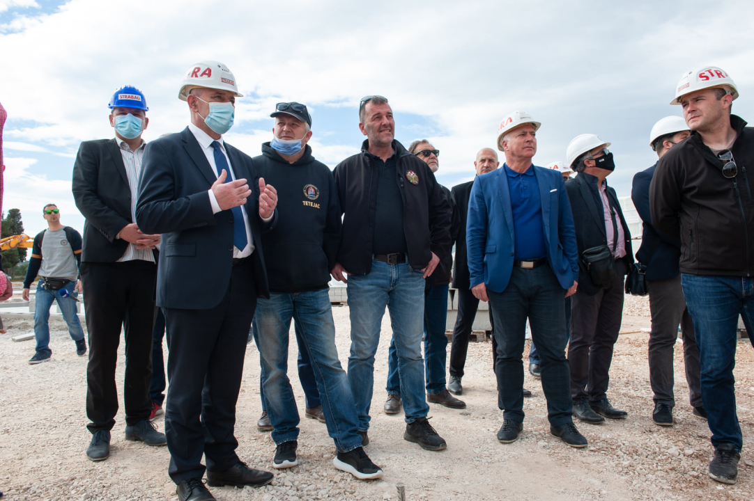 Ministar Medved na gradilištu Veteranskog centra: 'Šibenik je zaslužio ovakav objekt!'