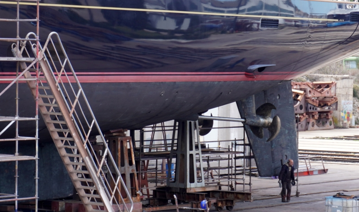 U Iskra brodogradilištu Šibenik servisirana mega jahta Burrasca vrijedna oko 15,5 milijuna dolara   