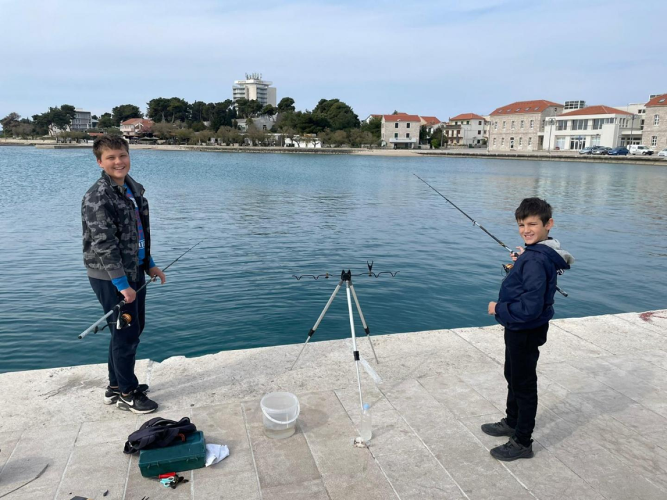 Na kamenju Velikog porta održano natjecanje u ribolovu 'Čap s obale 2021.'
