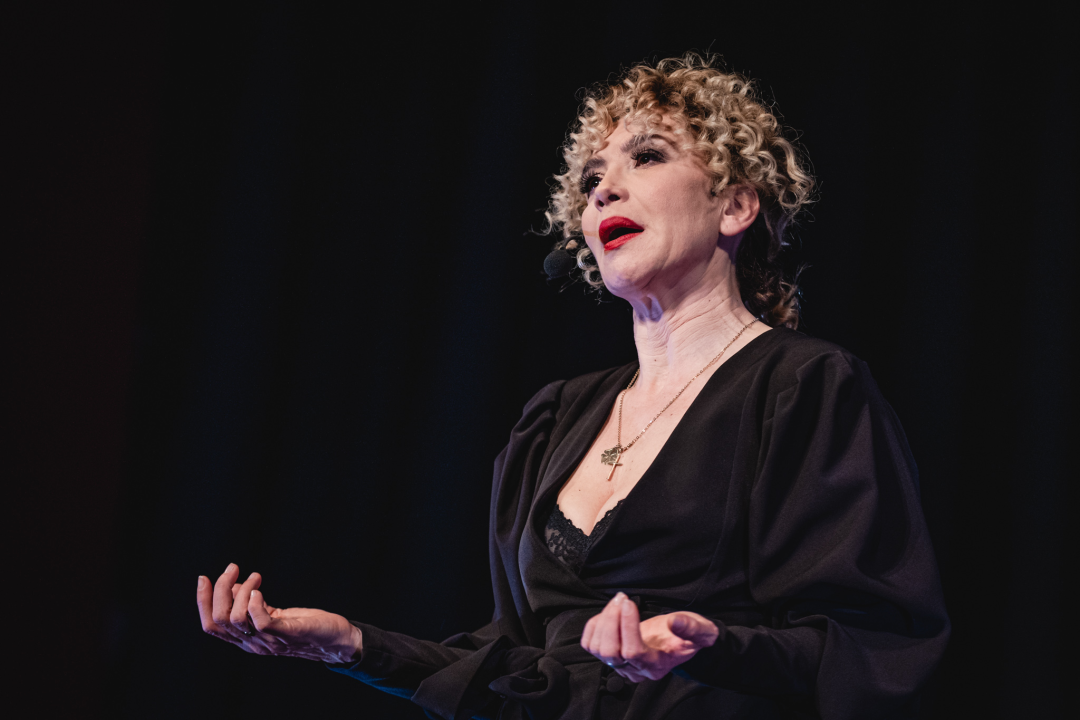 Ecija Ojdanić Šibenčane odvela u ‘Vla-Vla-Vlajland’ i nasmijala ih do suza! 