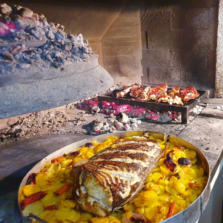 Ponovno možete uživati u poznatim delicijama omiljene Konobe Makina!