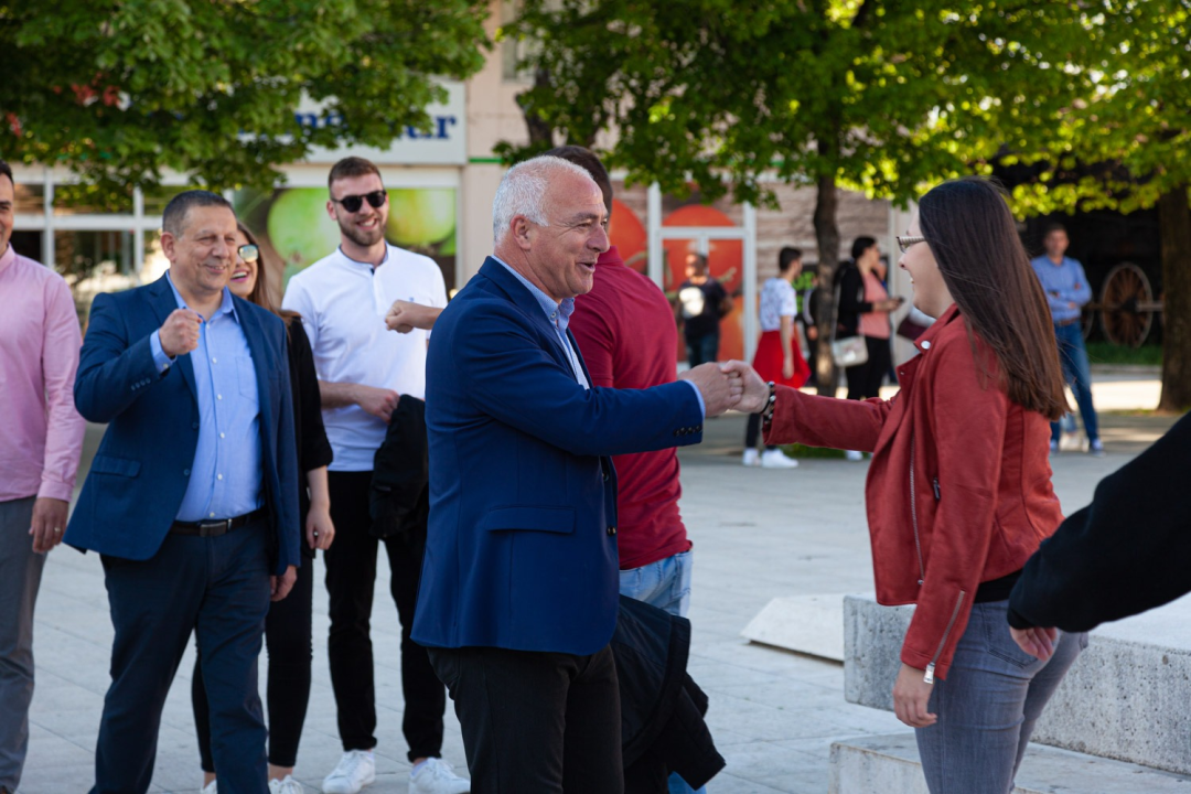 Nikola Blažević sa službenim autom prije 21 dan imao prometnu: Nije pozvao policiju, niti se odazvao na razgovor 