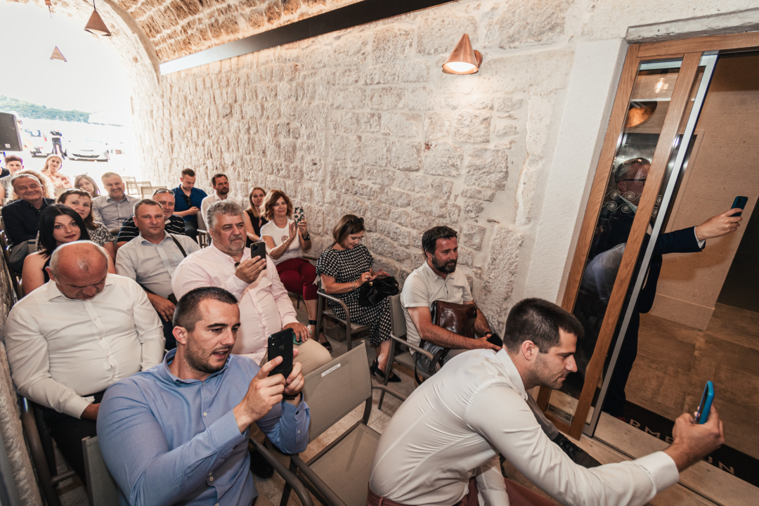 Šibenik je otvaranjem hotela Armerun dobio novu vizuru Doca: Ovo je priča kakvu grad želi i treba od turizma!