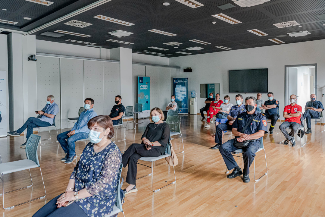 Ispred ABC centra predstavljeno 3,4 milijuna kuna vrijedno vozilo za krizne situacije 