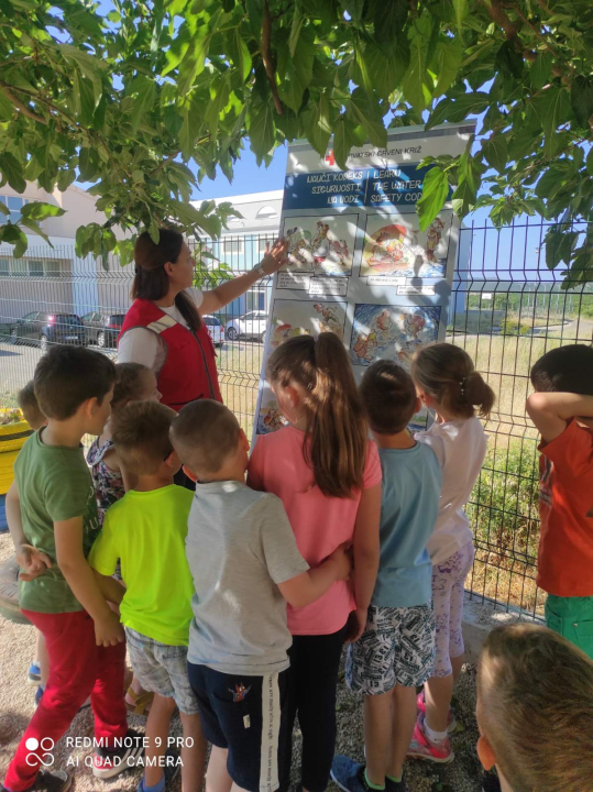 Mali Vodičani učili o opasnostima uz vodu i kako se zabaviti, a biti oprezan