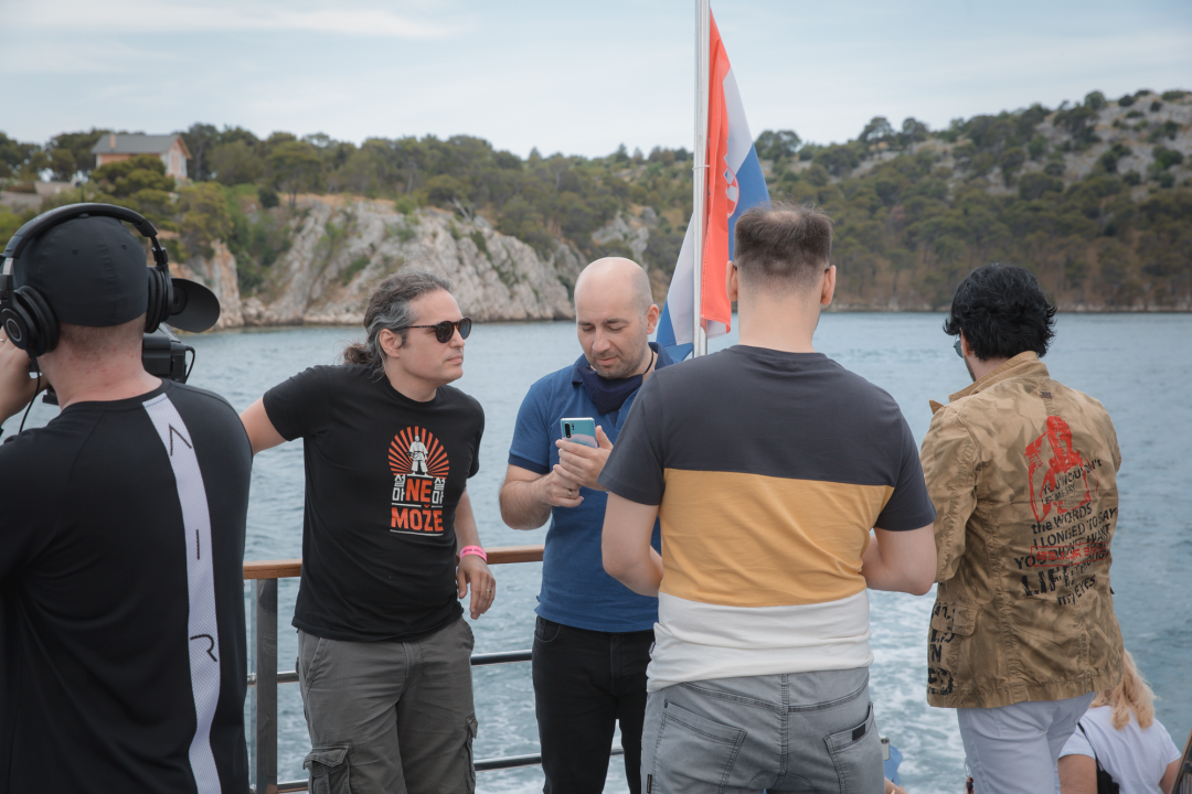 Neda Ukraden promovirala novi album na brodu od Vodica do Šibenika