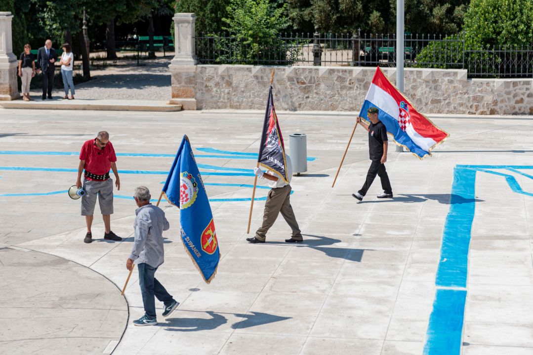 Svečano obilježena 30. obljetnica osnutka 113. brigade: 'Mi smo stvarali tebe i ti nas, do kraja života ostaješ u našim srcima' 