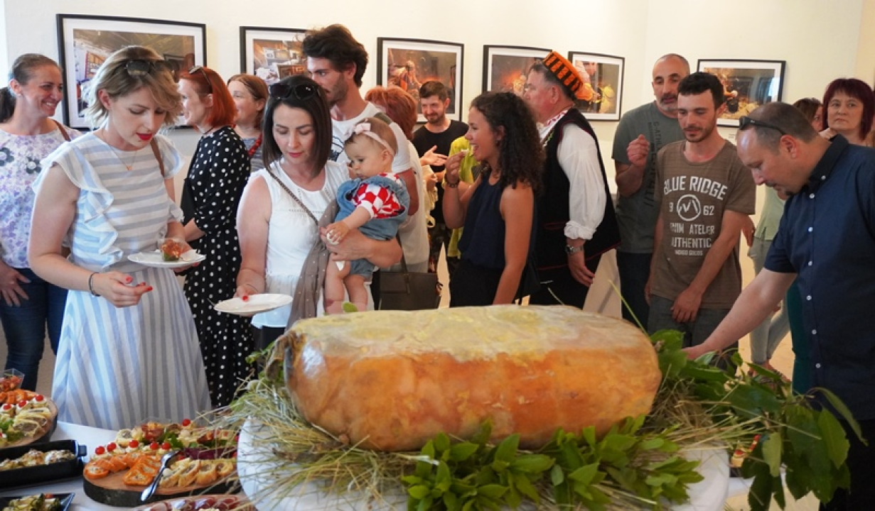 Jeste li znali da je sir iz mišine primjenjiv u kulinarstvu i da može zamijeniti poznati parmezan?