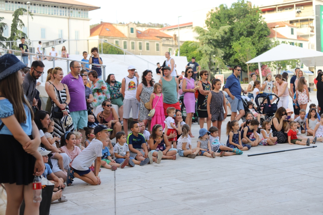 Pogledajte kako je jučer bilo na MDF-u i provjerite današnji program na ulicama i trgovima