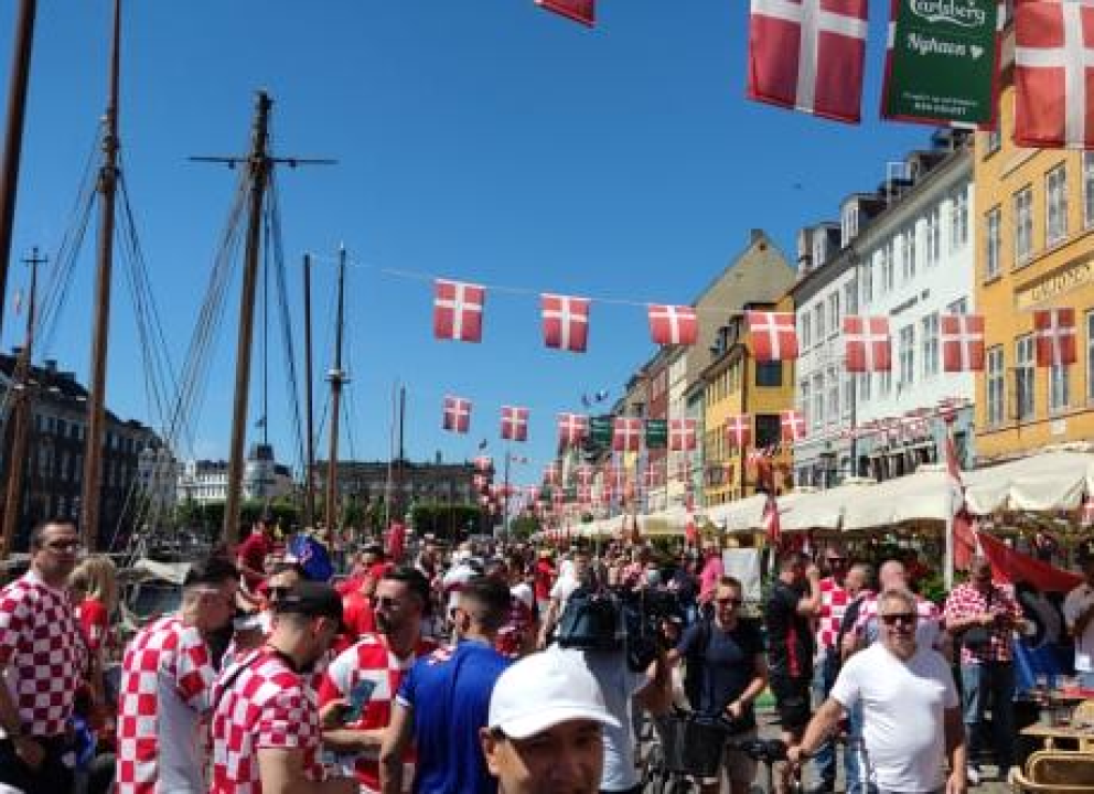 Vatrene s tribina bodre i deseci Šibenčana: Kopenhagen postao 'Kockenhagen'