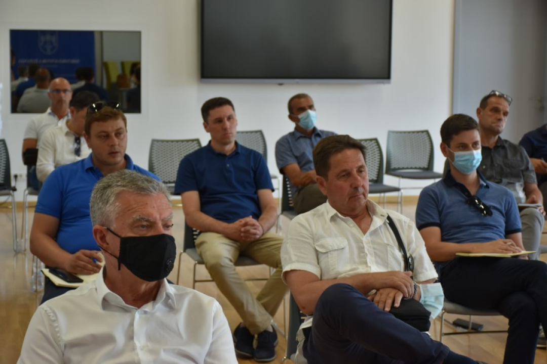 Održan prvi koordinacijski sastanak župana Marka Jelića s gradonačelnicima i načelnicima