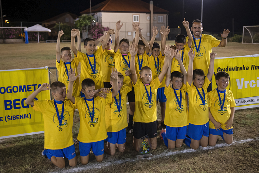 Na turniru 'Zdravo maleni Joso Bego' preko 600 malih nogometaša: 'Osmijesi djece govorili su nam sve!&quot;'