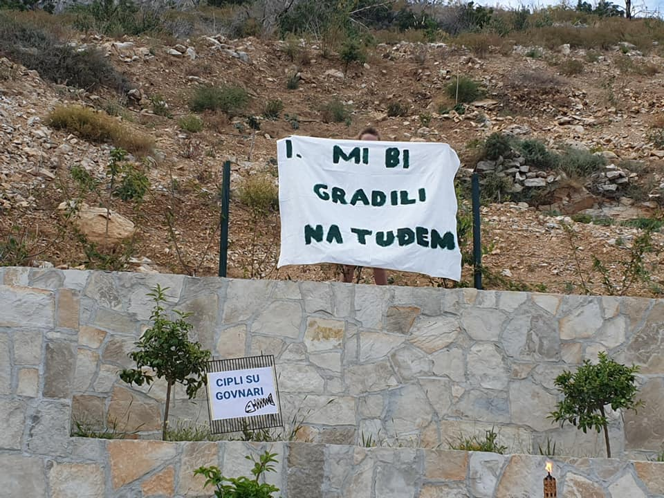 Festival bespravne gradnje na Vruji: 'Tražimo da se ovaj teritorij oslobodi i vrati matičnoj državi!'