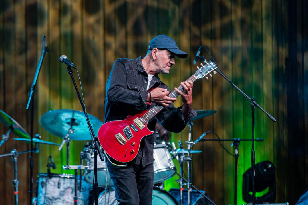 Vlatko Stefanovski i V3 Trio uljepšali toplu ljetnu noć na tvrđavi sv. Mihovila