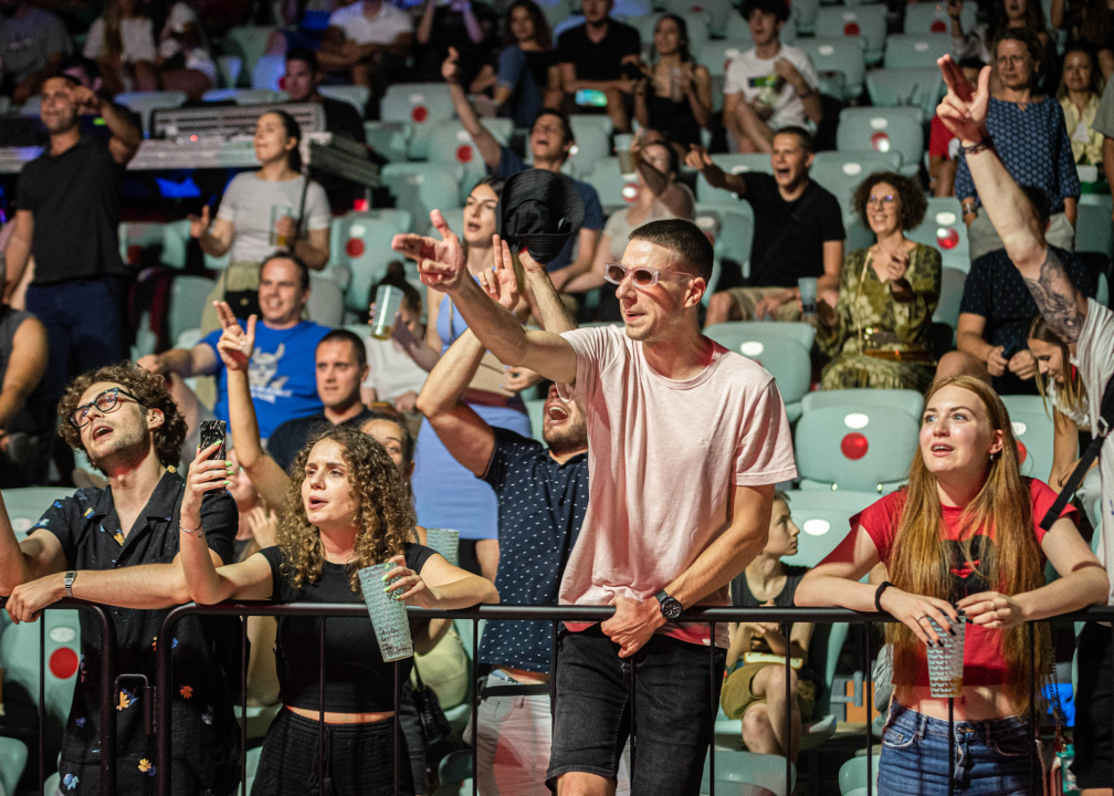 Vojko V dolazi, bolje se pazi: Masovno repanje na sv. Mihovilu