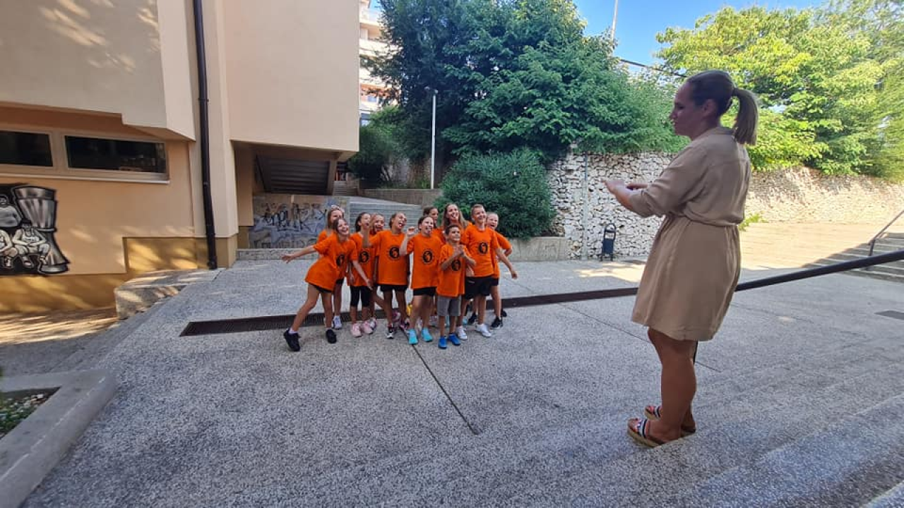 Ivana Guberina s mladom ekipom snima film o Draženu: Danas su pregledali školske ocjene šibenskog virtuoza