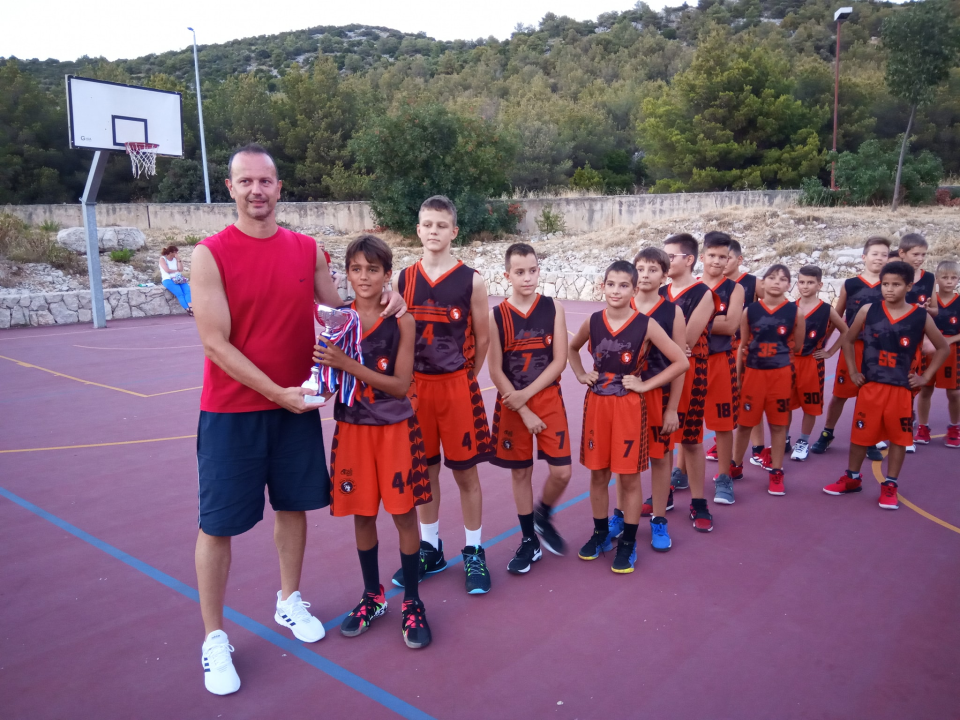 Pobjedom ŠK Dražen Petrović završena županijska liga za dječake i djevojčice godišta 2009./'10.