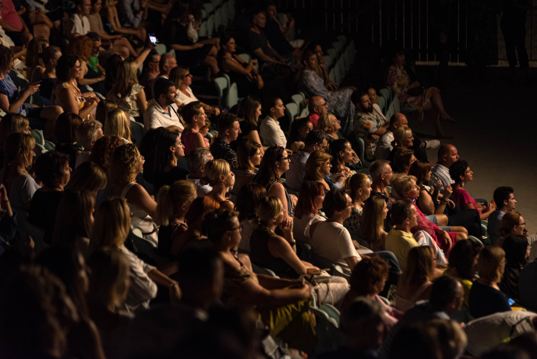 Vanna nizala hitove, tribine pjevale iz sveg glasa