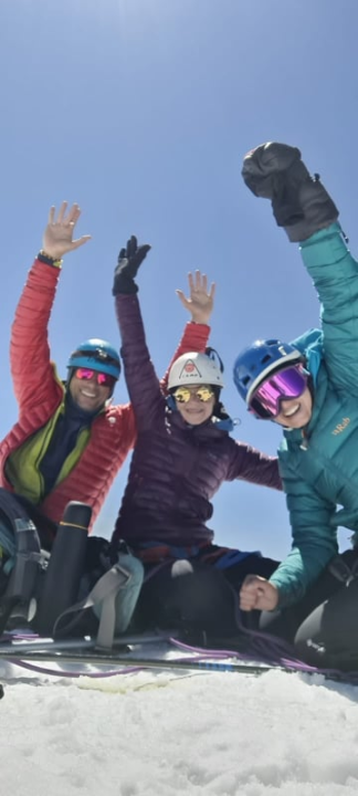 Troje Mihovilaca na krovu Alpa: 'Naporno je fizički i psihički, sada se na +35 adaptiramo na temperaturni šok'  