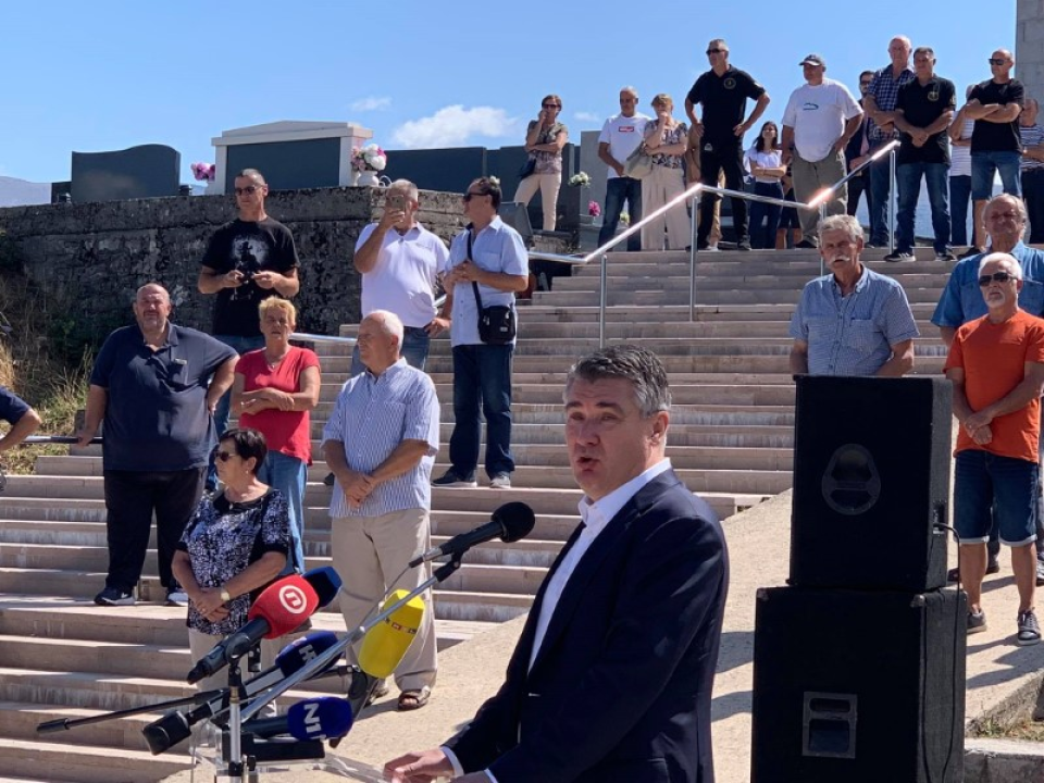 Održana komemoracija za žrtve Kijeva: Vijenac položio i župan Marko Jelić