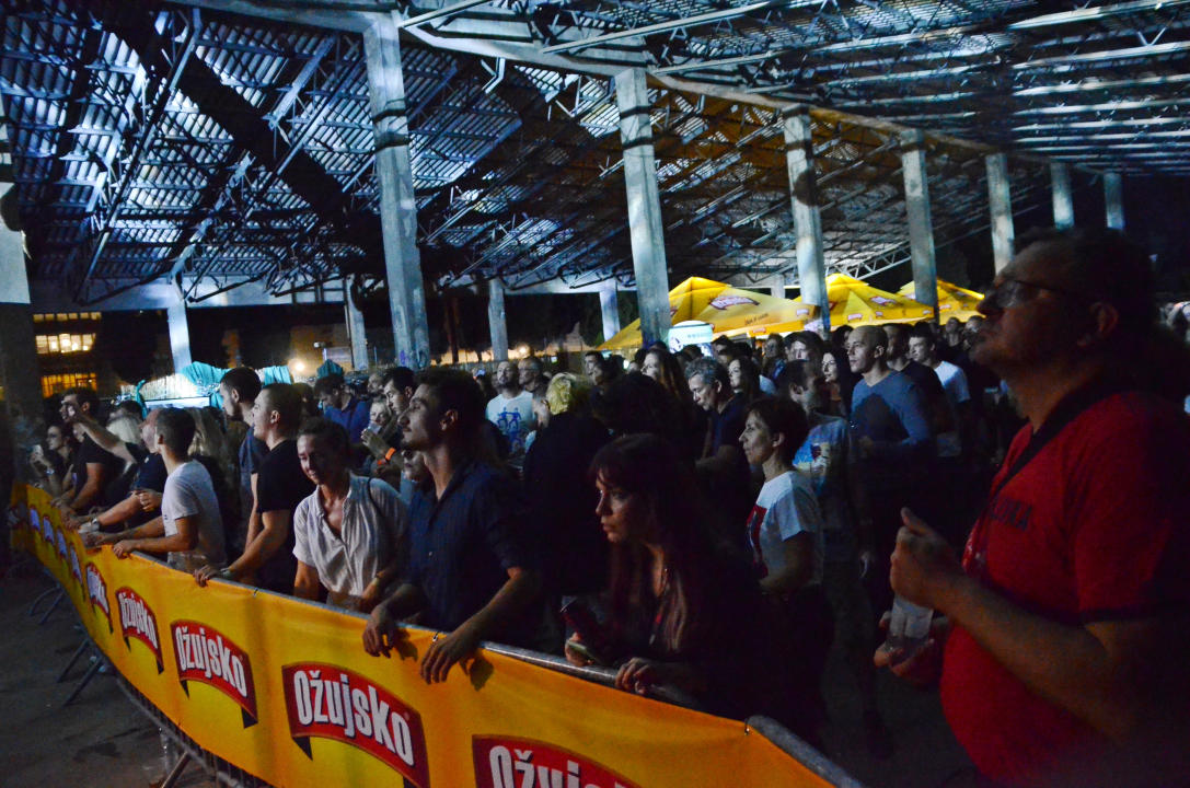 Sjajan nastup u Hali Šibenik: Urban i njegova četvorka oduševili Šibenčane, pogledajte kako je bilo 