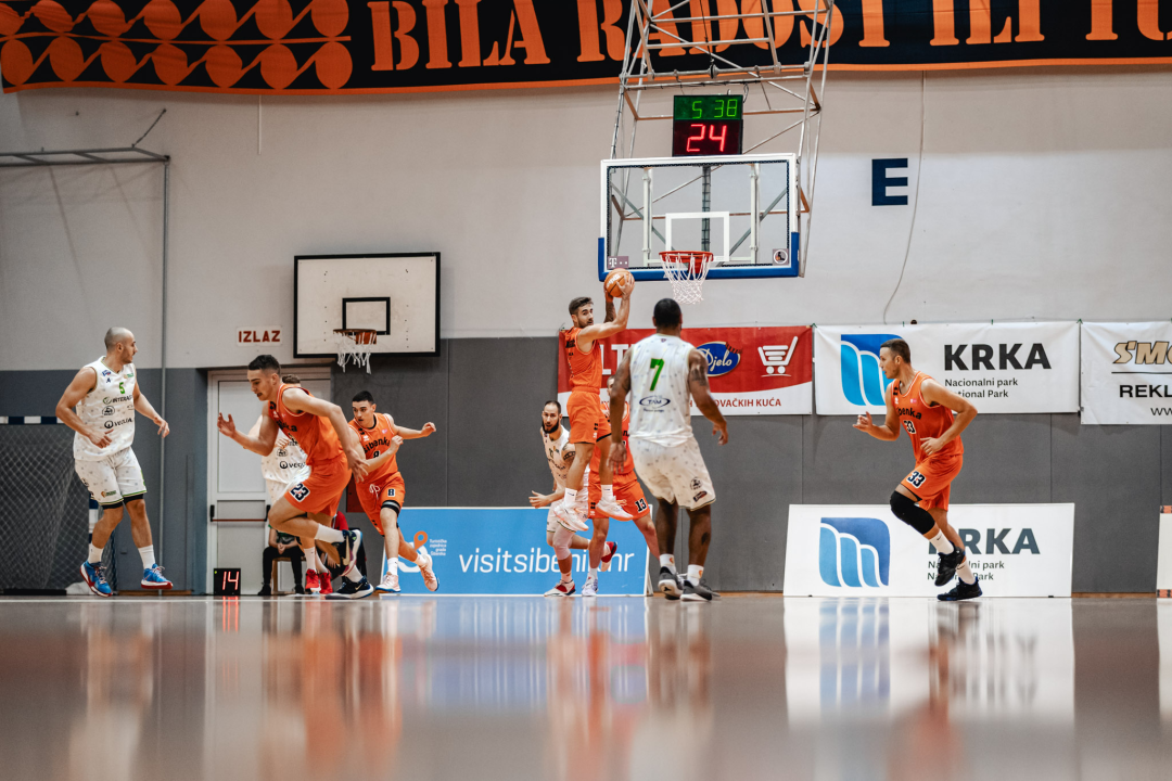 Poraz na startu Alpe Adria Cupa: Patrioti Levice bolje od GKK Šibenke na Baldekinu 